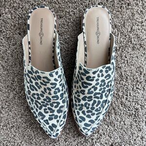 Treasure and Bond Kali Mule